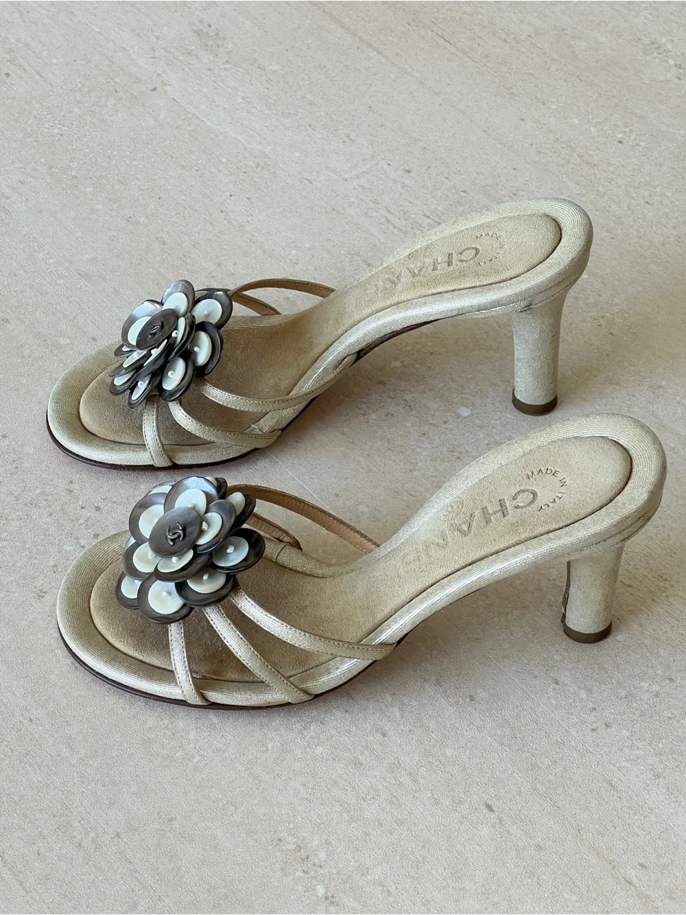 Chanel Vintage Camellia Flower Shell Sandals